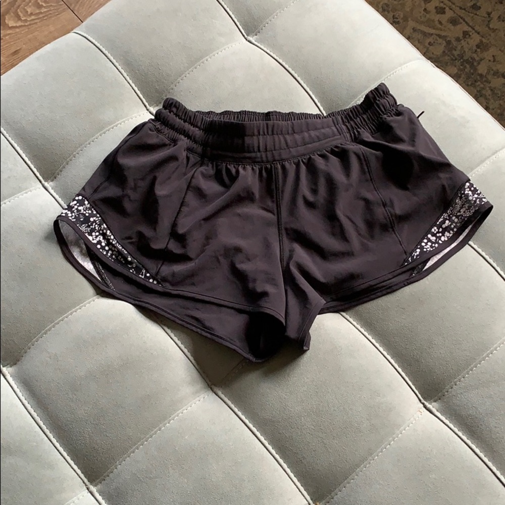 Lululemon Hotty Hot II Shorts